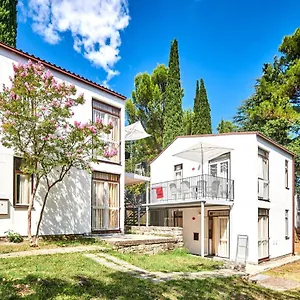 Astra Plava Laguna Apartman