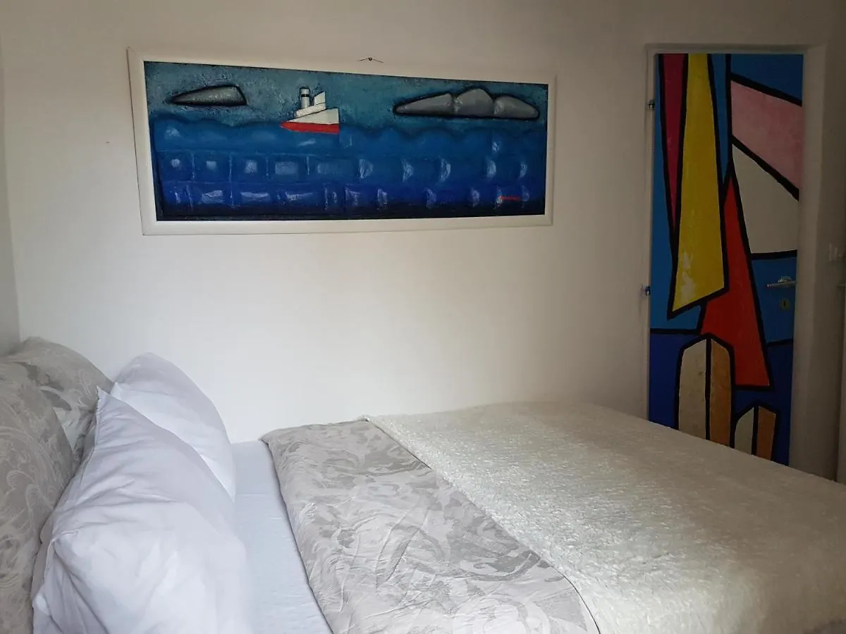 Art House Apartment Porec 0*,  Croatia